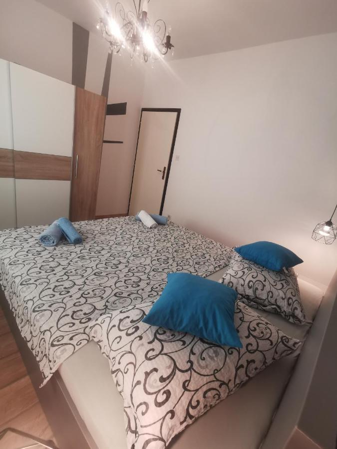 Apartments Rezek Supetarska Draga Εξωτερικό φωτογραφία