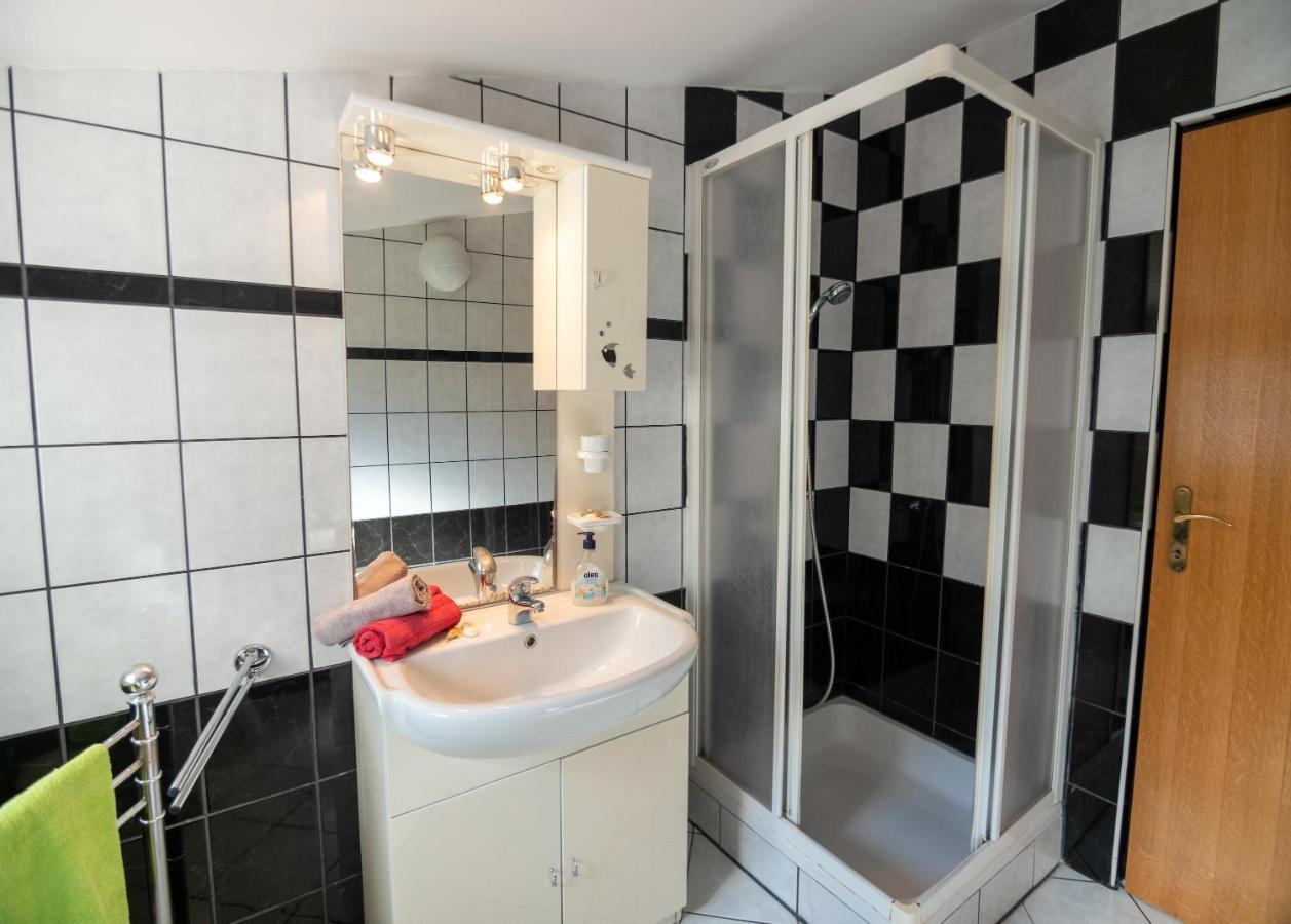 Apartments Rezek Supetarska Draga Εξωτερικό φωτογραφία