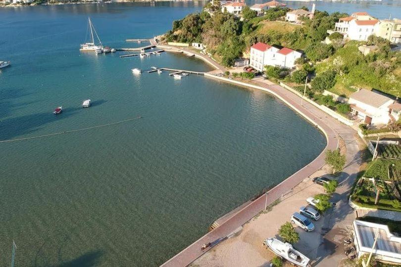 Apartments Rezek Supetarska Draga Εξωτερικό φωτογραφία