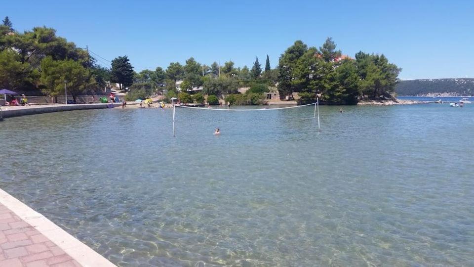 Apartments Rezek Supetarska Draga Εξωτερικό φωτογραφία