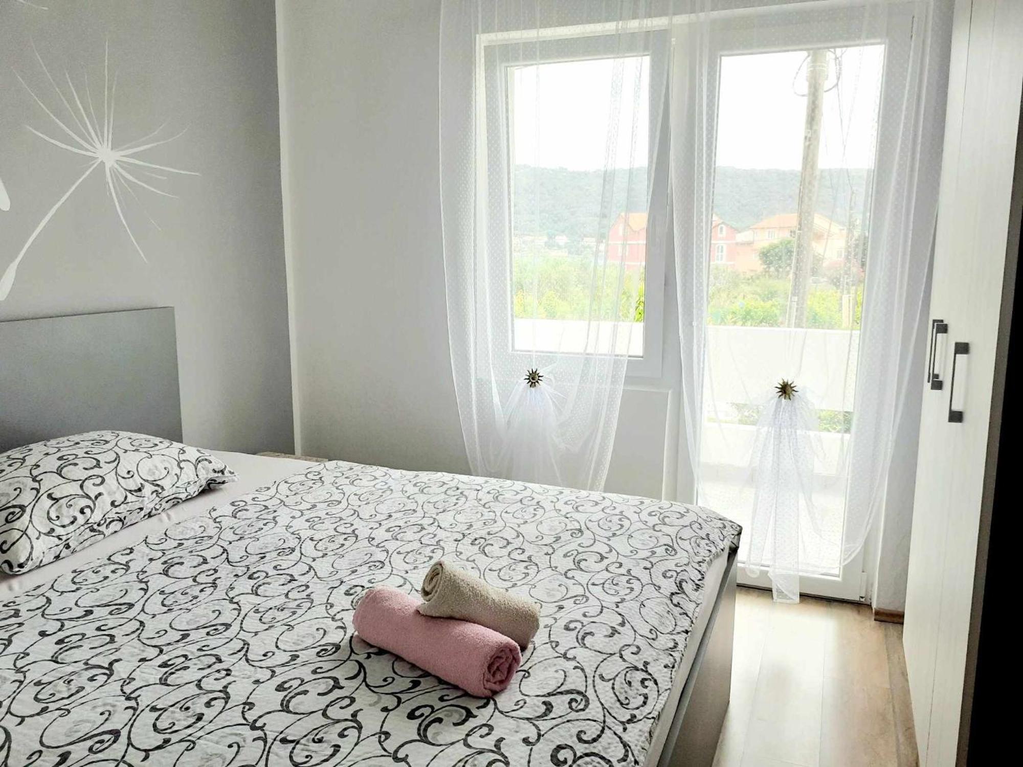 Apartments Rezek Supetarska Draga Εξωτερικό φωτογραφία