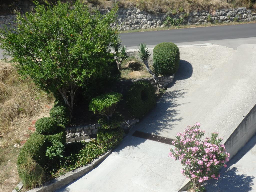 Apartments Rezek Supetarska Draga Εξωτερικό φωτογραφία