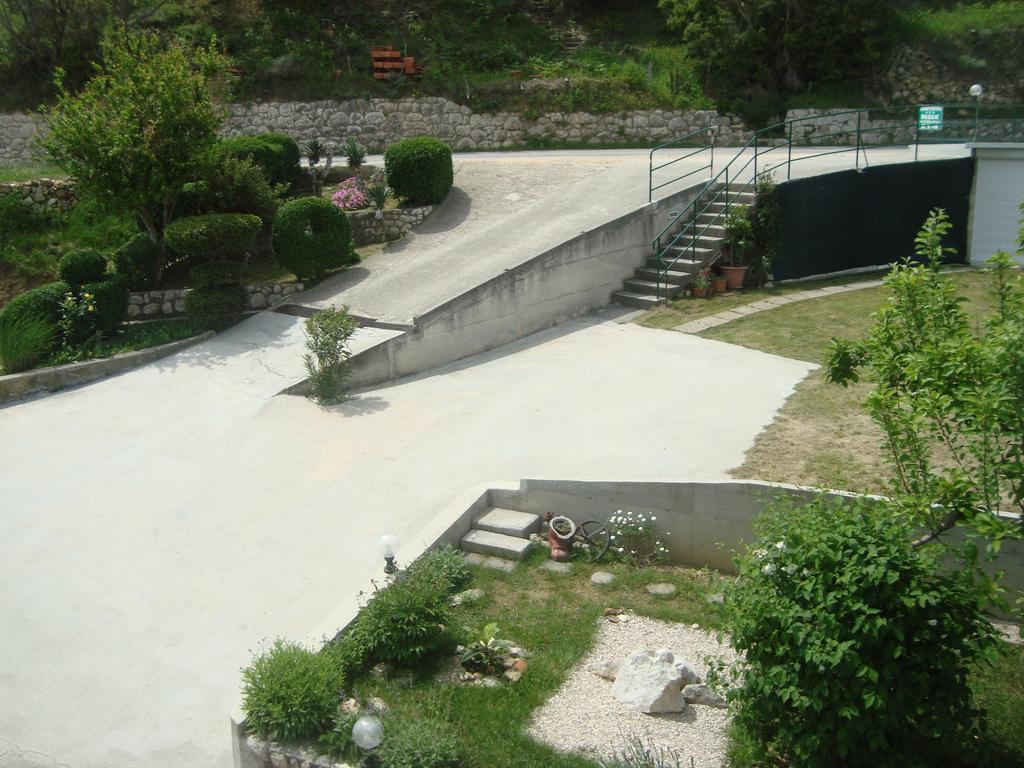 Apartments Rezek Supetarska Draga Εξωτερικό φωτογραφία