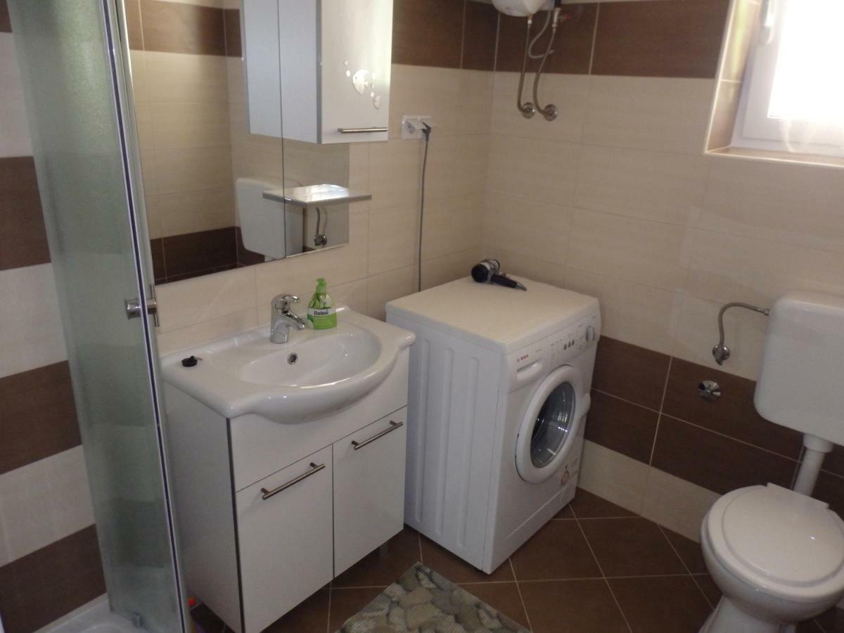 Apartments Rezek Supetarska Draga Εξωτερικό φωτογραφία