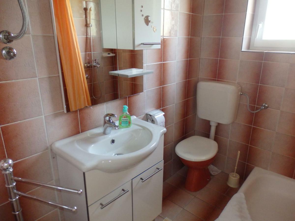 Apartments Rezek Supetarska Draga Εξωτερικό φωτογραφία