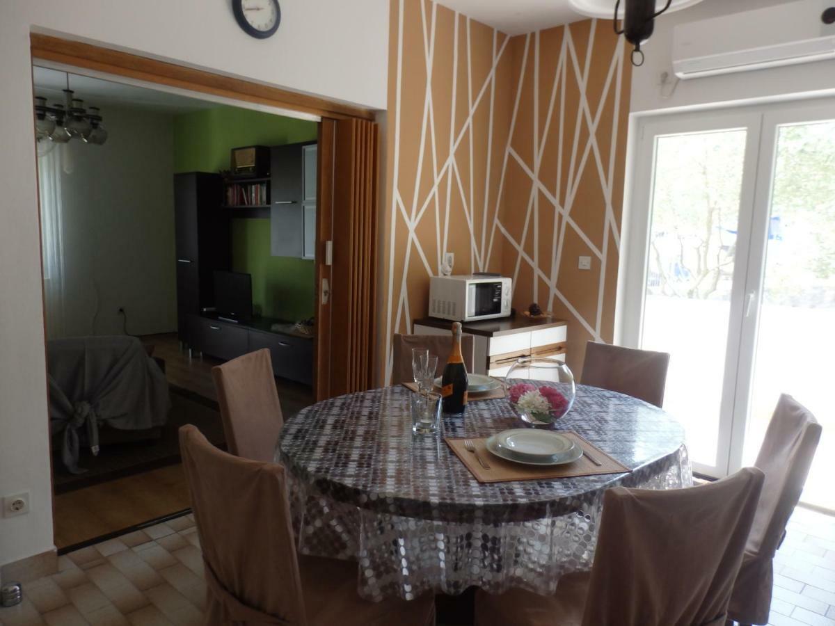 Apartments Rezek Supetarska Draga Εξωτερικό φωτογραφία